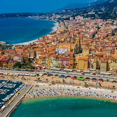 Terrasse Dans Palace Belle Epoque *
