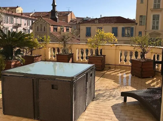 Terrasse Dans Palace Belle Epoque